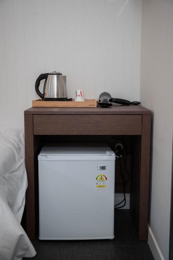 Calistar Hotel Seoul Bagian luar foto