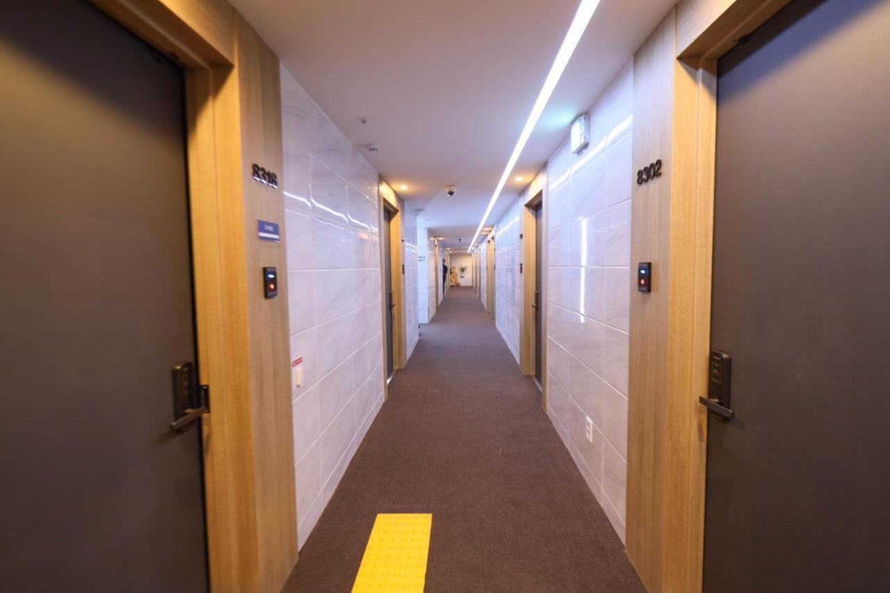 Calistar Hotel Seoul Bagian luar foto